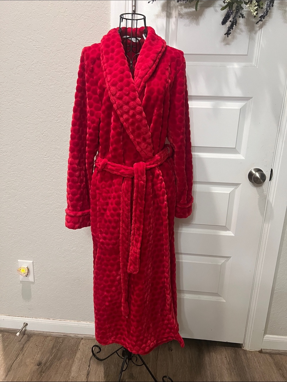 Vintage Jasmine Rose Red Plush Long Robe Coat